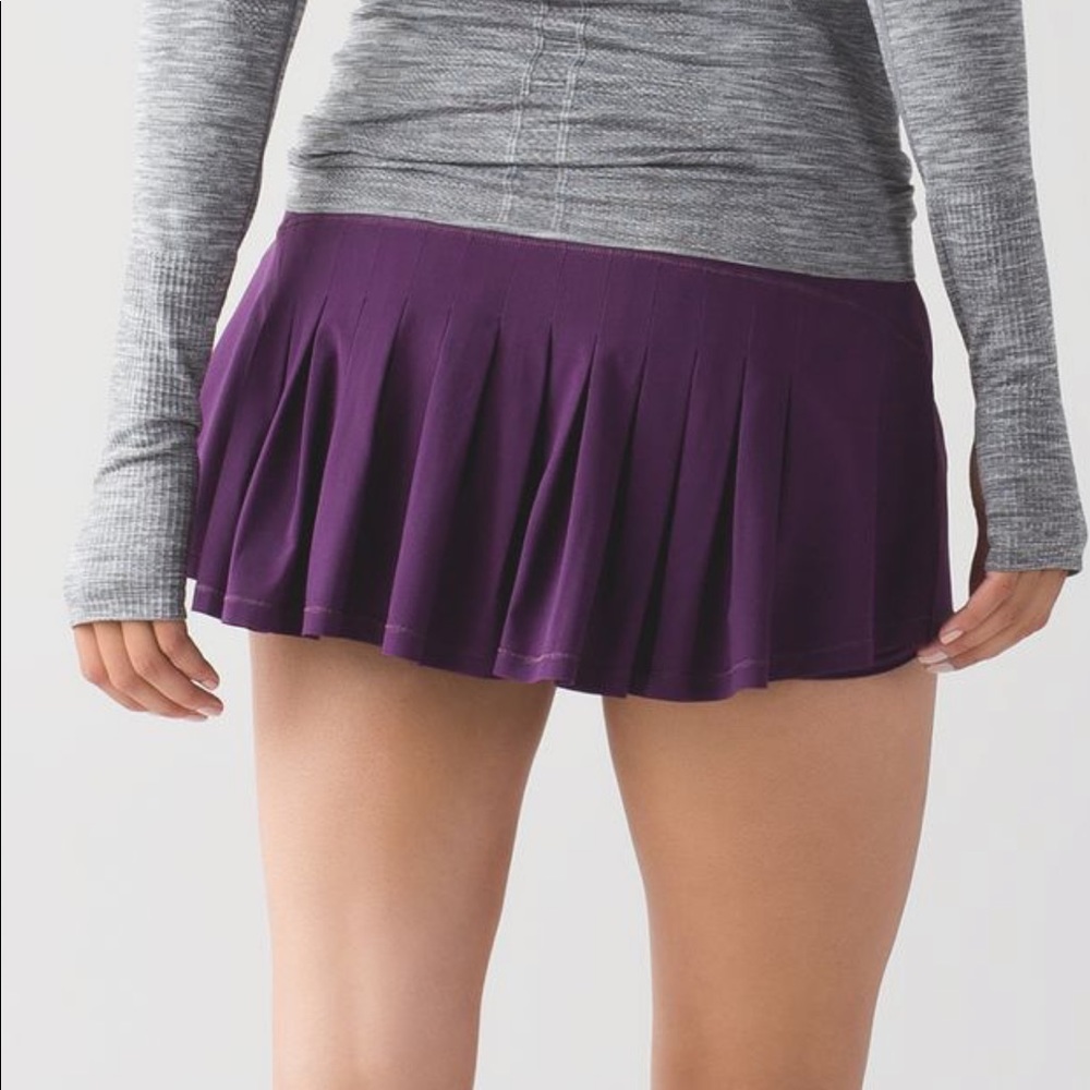 Lululemon Circuit Breaker Skirt EUC Size 4